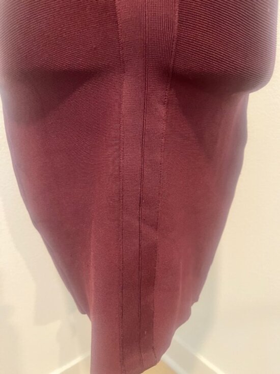 ✨ Marciano by Guess Knit Bodycon Dress – Size Medium (Runs Small) ✨  Turn heads - Picture 9 of 9